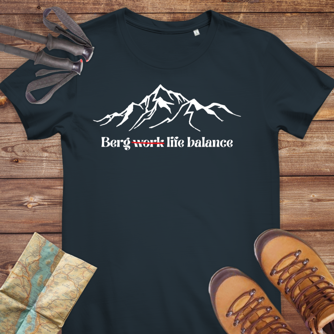 Damen Medium Fit Bio T-Shirt Berg life balance