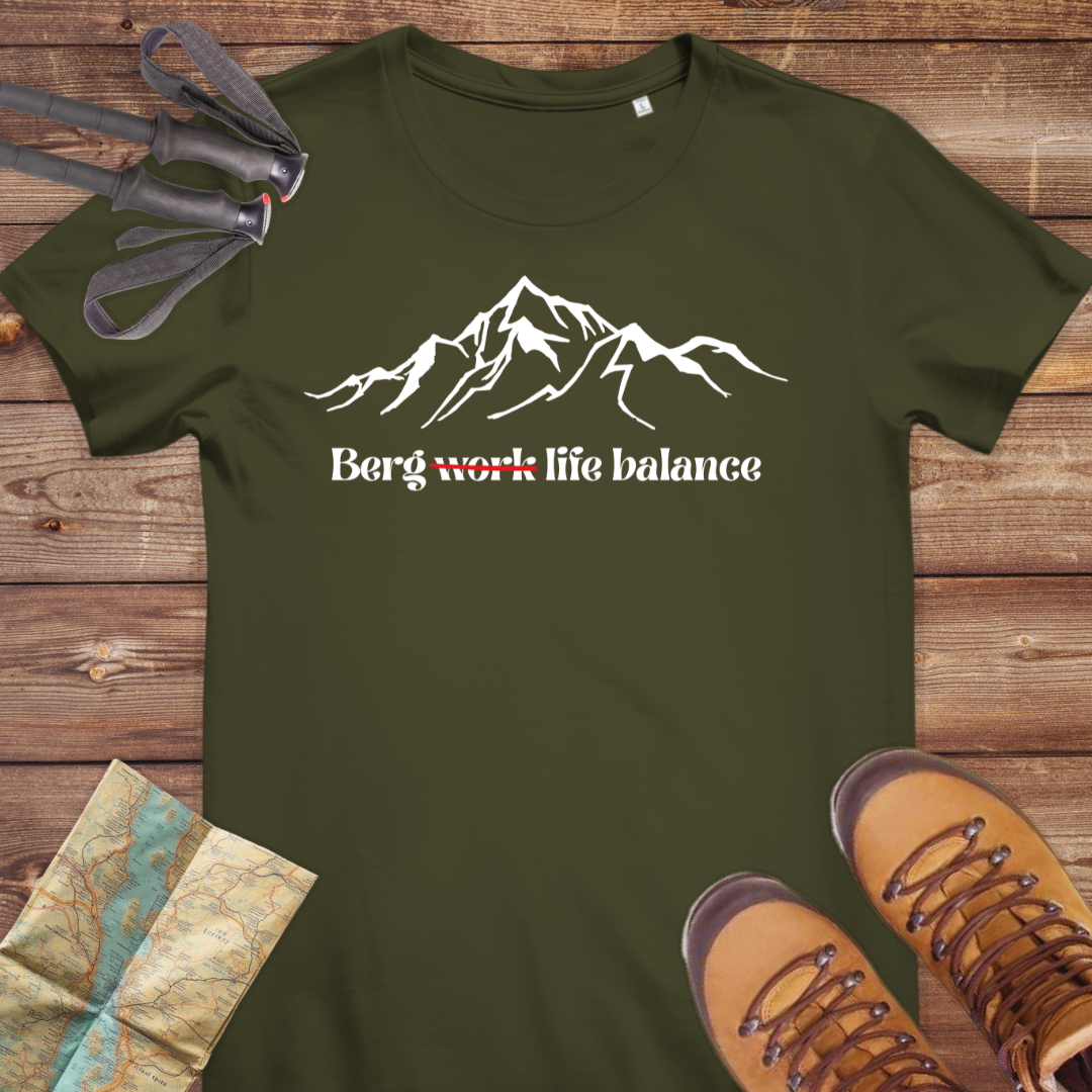 Damen Medium Fit Bio T-Shirt Berg life balance