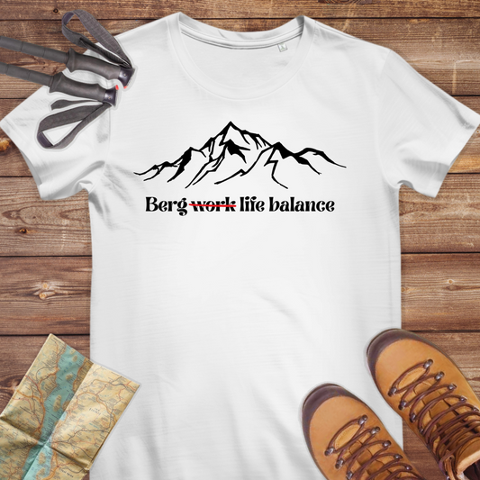 Damen Medium Fit Bio T-Shirt Berg life balance