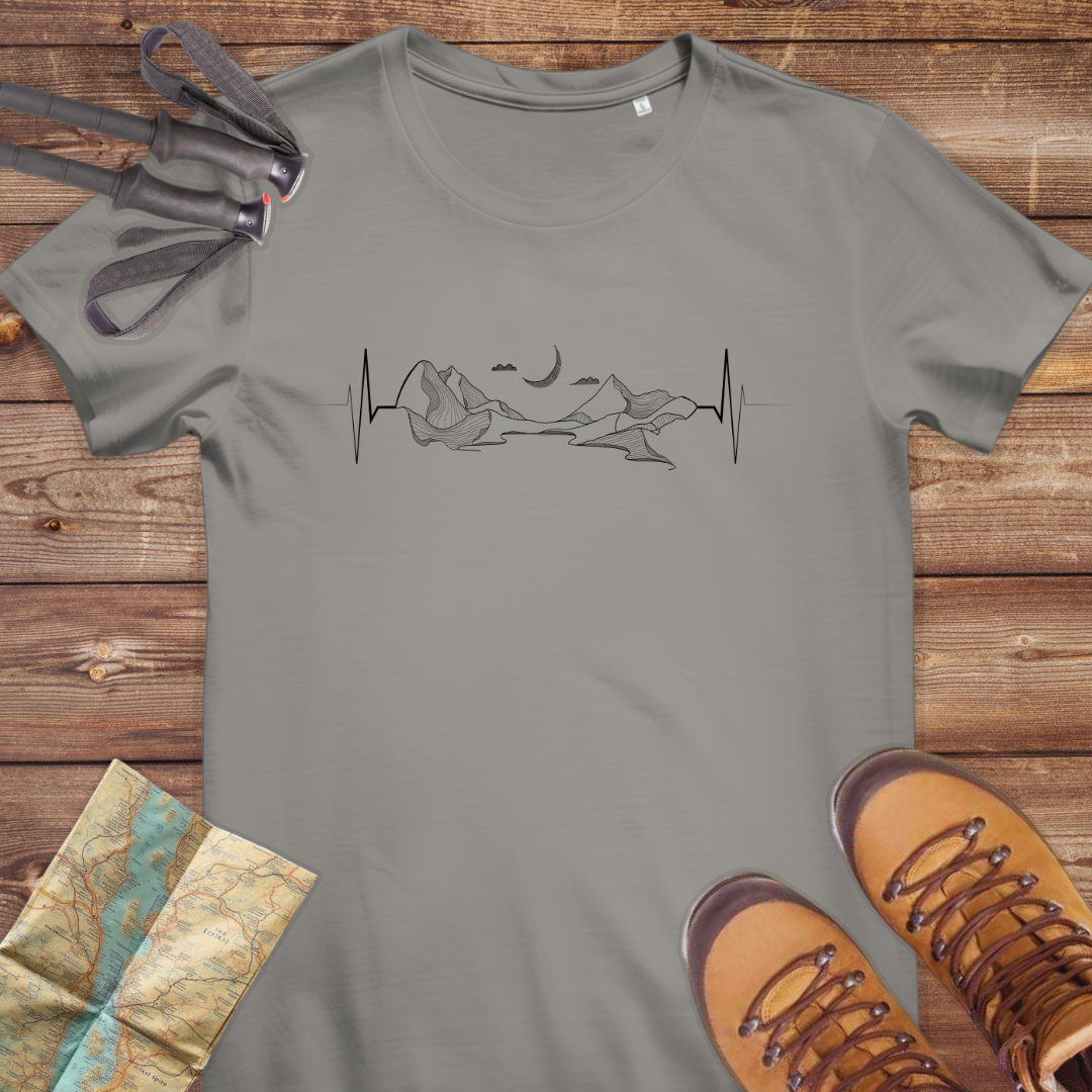 Damen Medium Fit Bio T-Shirt Berge mond