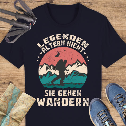 Unisex Bio T-Shirt Legenden altern nicht sie gehen wandern